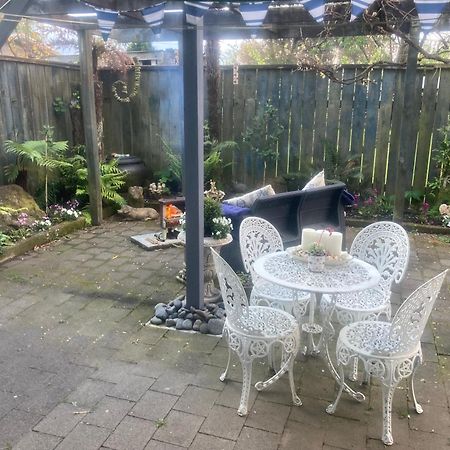 Anglers Adventure Paradise Cabin Bnb Wifi Parking Turangi Eksteriør bilde